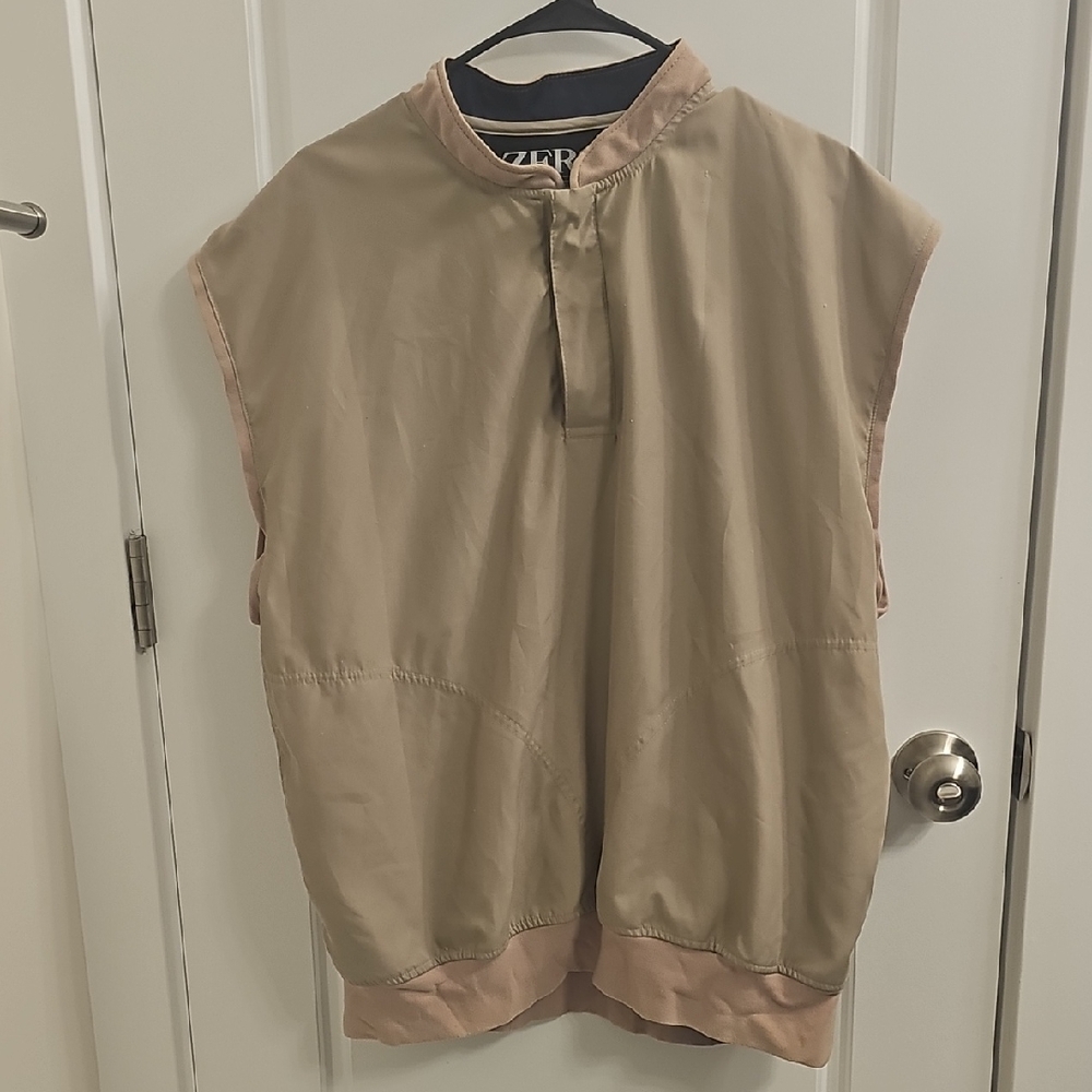 Zero Restriction Men's Golf Windbreaker Vest Beige